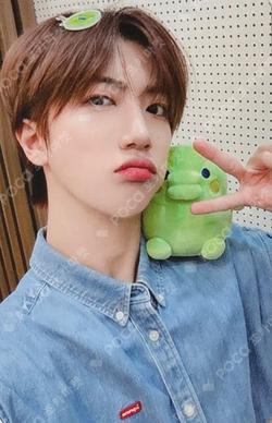 Dare to Crave SOUND WAVE WONJIN photocard image