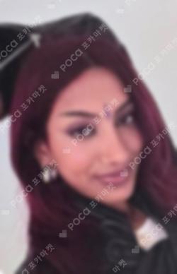 SIS (Soft Is Strong) Lara photocard image