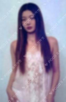 SIS (Soft Is Strong) Countdown Live WEVERSE Yoonchae photocard image