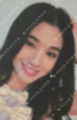 SIS (Soft Is Strong) Official Store Exclusive Sophia photocard image