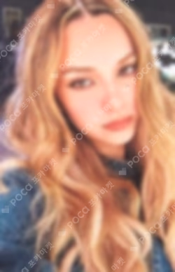 SIS (Soft Is Strong) PHOTOCARD + TIN CASE SET