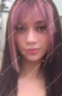 BEAUTIFUL CHAOS WEVERSE Megan photocard image