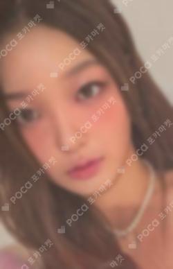 SIS (Soft Is Strong) Official Store Exclusive Yoonchae photocard image