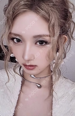 IVE SECRET Psst! ver. GAEUL photocard image