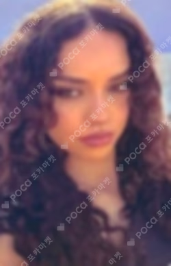 BEAUTIFUL CHAOS WEVERSE JAPAN Daniela photocard image