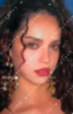 BEAUTIFUL CHAOS TOWER RECORDS Daniela photocard image