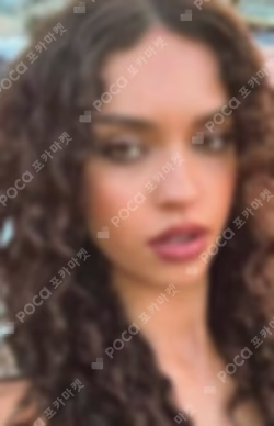 BEAUTIFUL CHAOS Target Exclusive/HMV Daniela photocard image