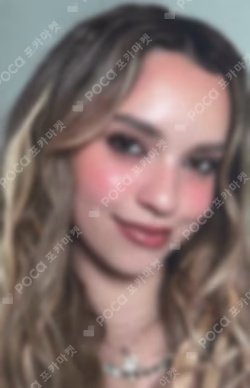 SIS (Soft Is Strong) Walmart Exclusive Daniela photocard image