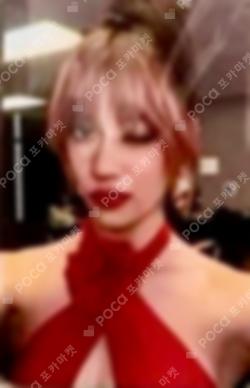 BEAUTIFUL CHAOS POP-UP STORE REWARD Megan photocard image