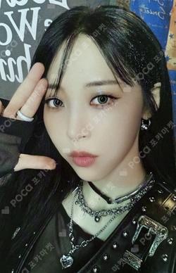 laundri SOFTENER ver. Moon Byul photocard image