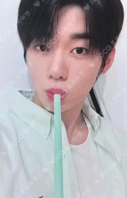 EVNNIZ PETIT SURFING VACANCE POP-UP REWARD LEEJEONGHYEON photocard image