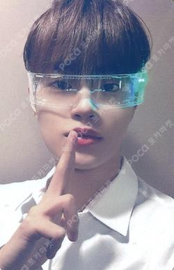 THE FUTURE IS OURS : FOUND 82KR WINNER LEE DAE HWI photocard image