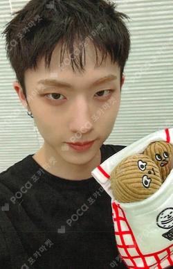 DUH! EVERLINE JIUNG photocard image