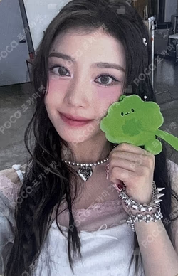 BUBBLE GUM POP-UP STORE XIAOTING photocard image