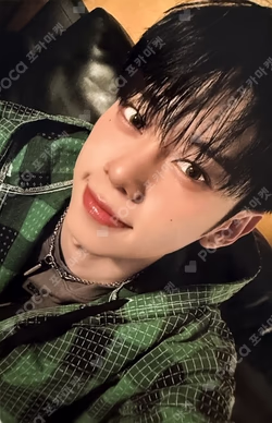 UPSIDE DOWN Photobook VER.