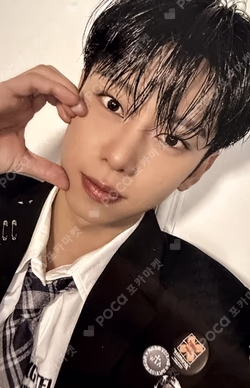 UPSIDE DOWN Photobook VER.