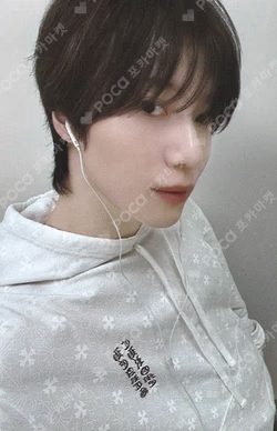 17TH ANNIVERSARY TURNTABLE BLUETOOTH SPEAKER SET