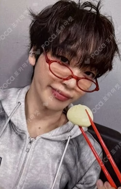 Dare to Crave Hellolive shop HYEONGJUN photocard image