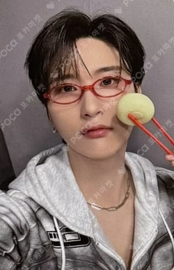 Dare to Crave Hellolive shop WOOBIN photocard image