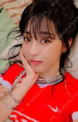 laundri LAUNDRY ver. Moon Byul photocard image