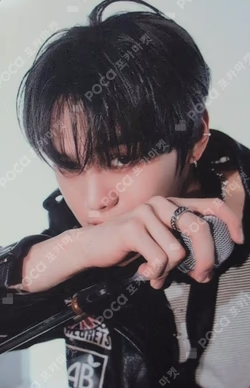 NEVER SAY NEVER TOWER RECORDS KIM GYUVIN photocard image