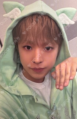 COLOR YUSHI photocard image