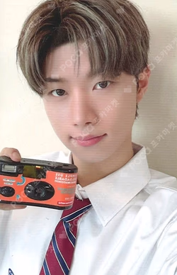 Up All Night UNIVERSAL HYUNWOO photocard image