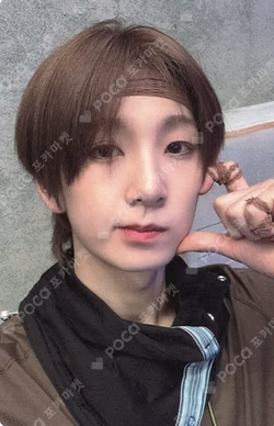 LOUD & PROUD SOUND WAVE KYRELL photocard image