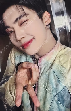 ZEROBASEONE PARK GUNWOOK photocard image