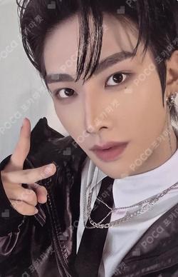 NEVER SAY NEVER PHOTOBOOK Ver. ICON Ver. RICKY photocard image