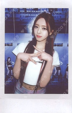 ITZY 2ND WORLD TOUR [BORN TO BE] in SEOUL DVD