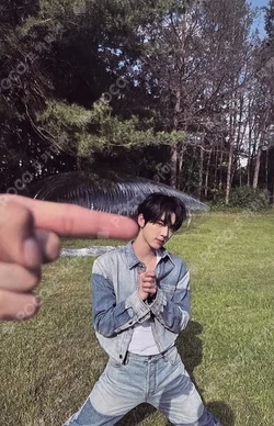 NEVER SAY NEVER PHOTOBOOK Ver. ORDINARY Ver.