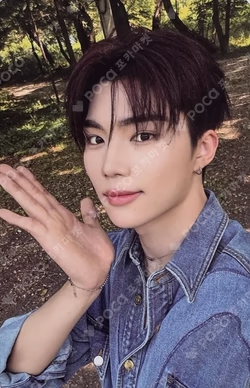 NEVER SAY NEVER PHOTOBOOK Ver. ORDINARY Ver.