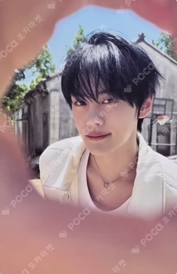 NEVER SAY NEVER PHOTOBOOK Ver. ORDINARY Ver.