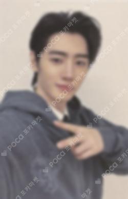 Artist-Made Collection by ENHYPEN POP-UP 109 ZIP-UP HOODIE SUNGHOON photocard image