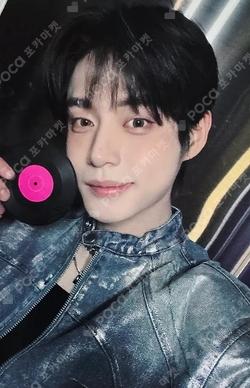 ZEROBASEONE KIM JIWOONG photocard image