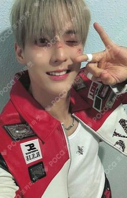 HOOK fromm store LEE MINHYUK photocard image