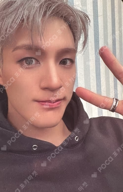 Go Back To The Future fromm store JENO photocard image