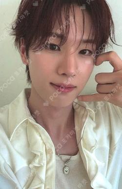 Electric Heart : Born to Glow YOON SUNG photocard image