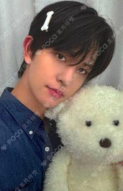 Electric Heart : Born to Glow Hellolive shop KYUNG MIN photocard image