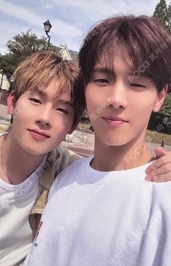 THE X Unit photocard image