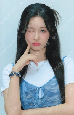 2025 BABYMONSTER 1st WORLD TOUR HELLO MONSTERS IN JAPAN POP-UP STORE RANDOM TRADING CARD [B] PHARITA photocard image