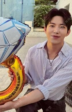 DAY6 10th Anniversary Tour [The DECADE] REWARD DOWOON photocard image