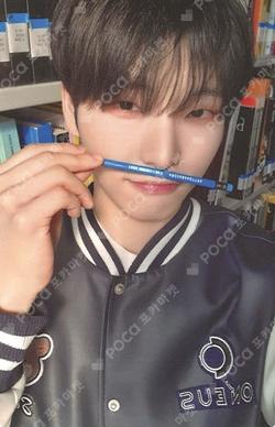 2024 ONEUS FAN CONCERT Between Earth and Moon Pt.2 PHOTO BOOK + PHOTO KIT SET SEOHO photocard image