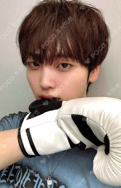 Dare to Crave APPLEMUSIC HYEONGJUN photocard image