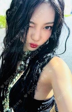 Rich Man BURST Ver. NINGNING photocard image