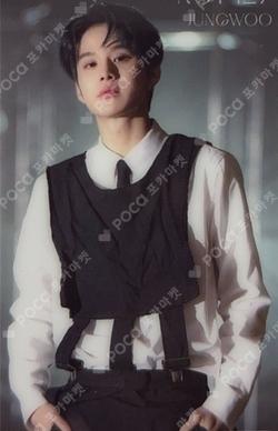 LOVEHOLIC TOWER RECORDS JUNGWOO photocard image