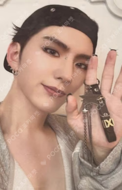 THE X MD VER. KIHYUN photocard image