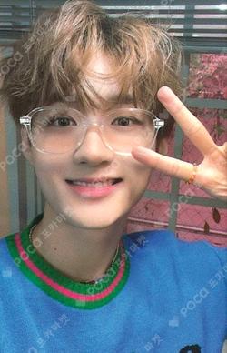 2022 SEASON’S GREETINGS  PLAY JELLY YONGSEUNG photocard image