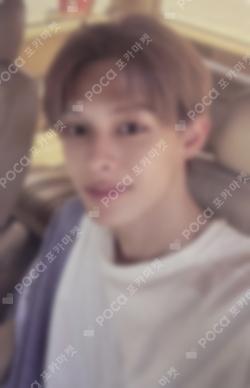 COLOR OUTSIDE THE LINES Singing Bowl ver. JAMES photocard image